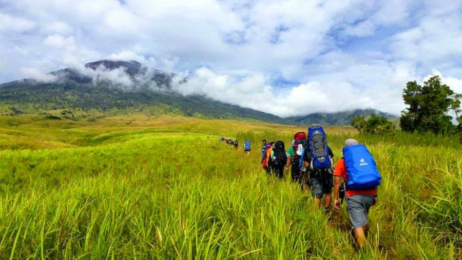 Rinjani Volcano Trek