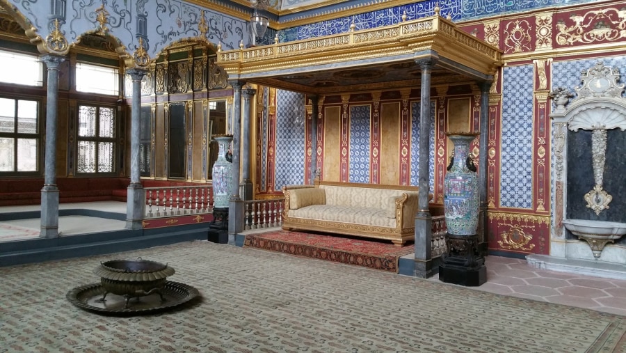 Visit Topkapi Palace Museum in Istanbul