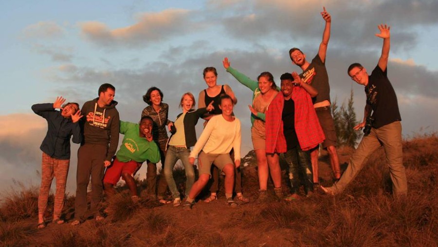 Group Photo on the Trek to Mtae