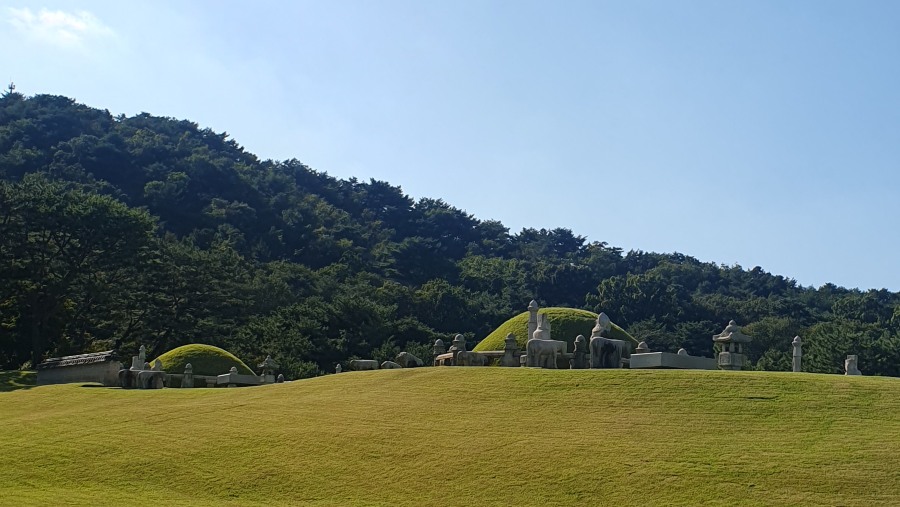 Royal tombs of Joseon dynasty