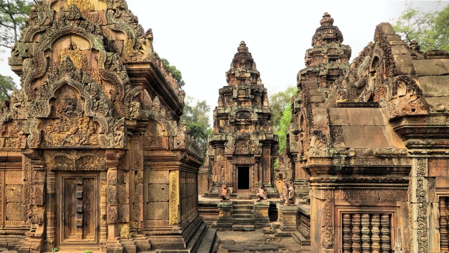 Banteay srei temple