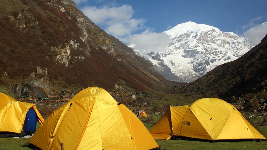 Camping during Jomolhari trek