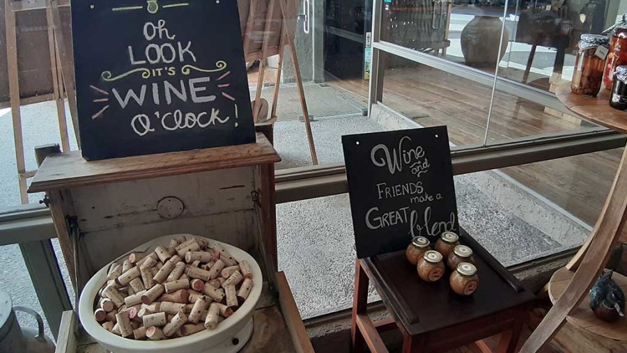 Wine O' Clock at Bodegas