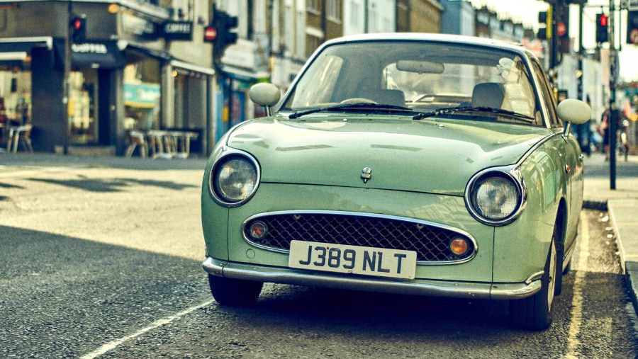Come across Vintage Cars on the Roads of Notting Hill