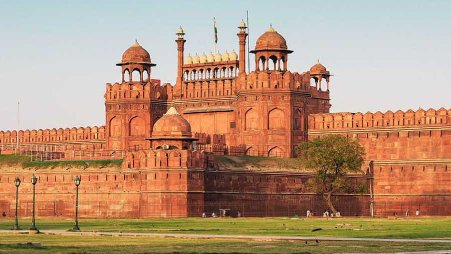 Enjoy a tour of the Red Fort