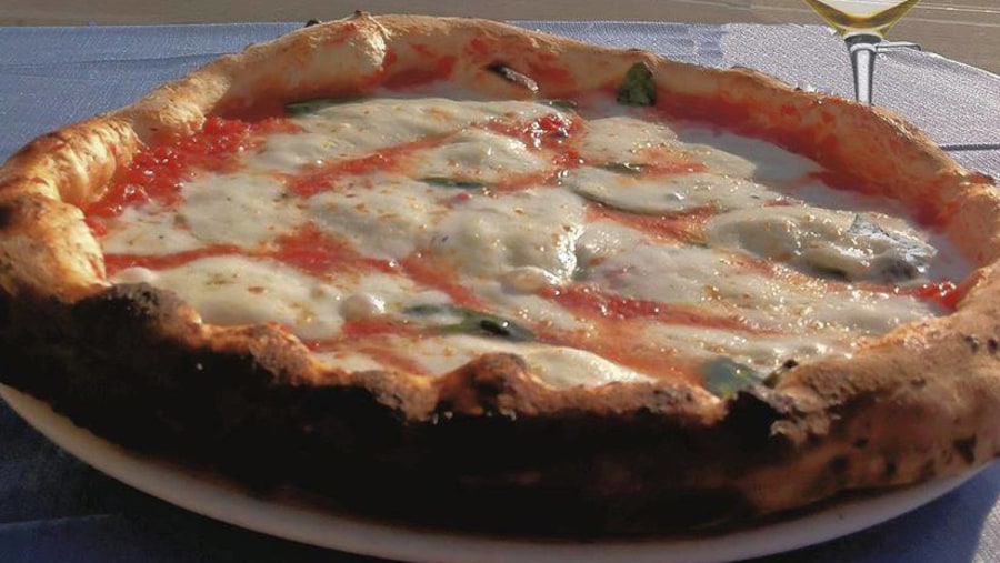 Enjoy a Pizza Margherita