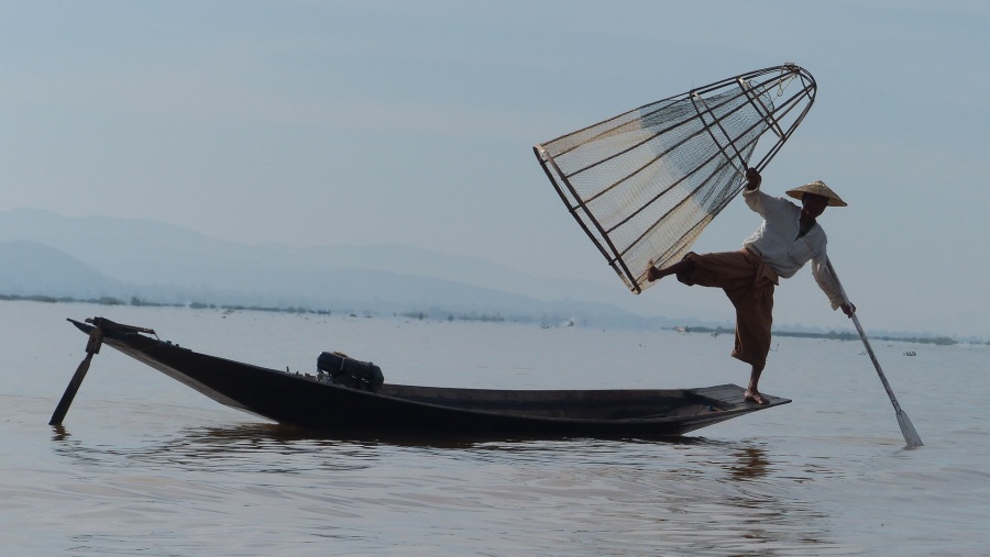 Cruise through Inle Lake