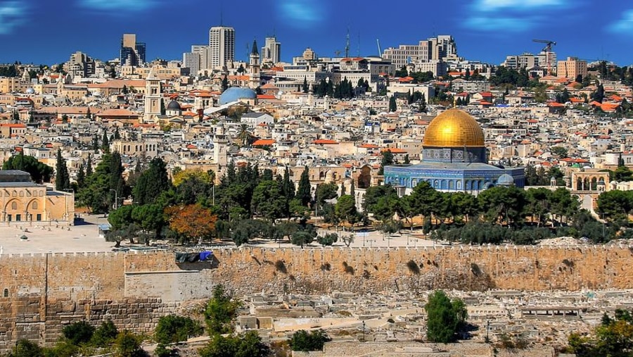 Tour the Breathtaking Holy City of Jerusalem
