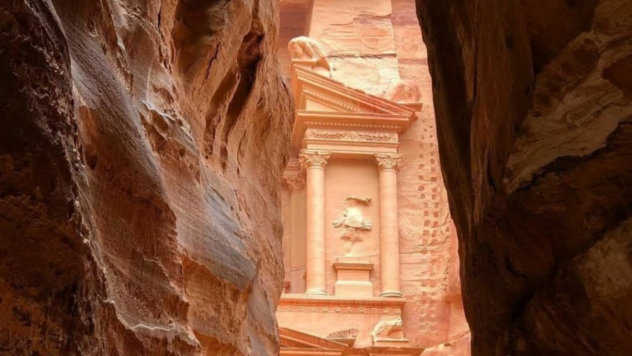 Visit Petra Treasury