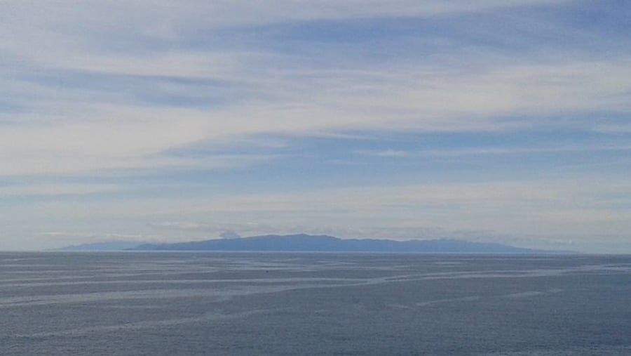 Beyond the horizon (S. Jorge and Pico islands seen from S. Bartolomeu, Terceira)