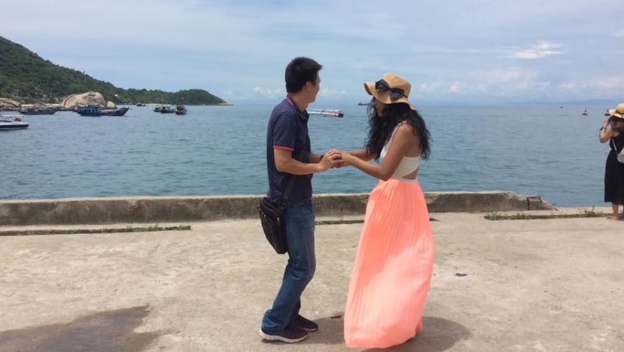 Bachata dance with client at Cham Islands