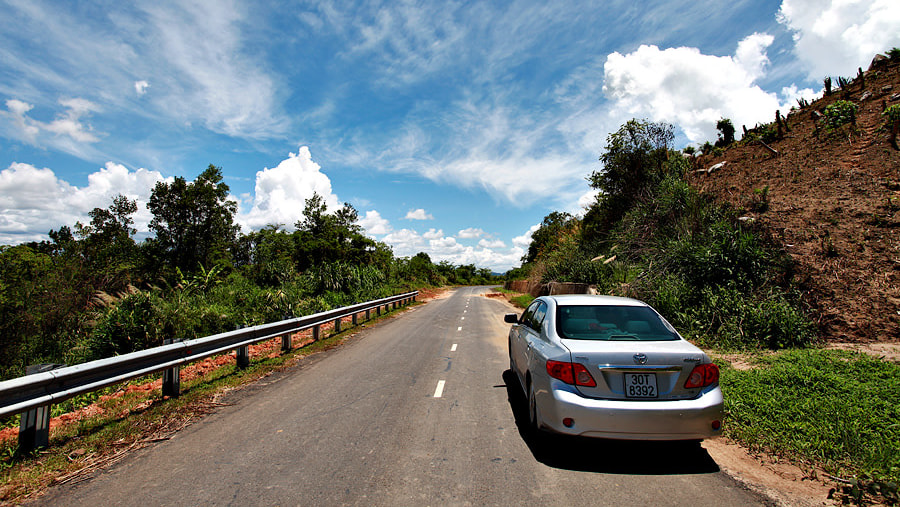 On the road to Dak Lak province