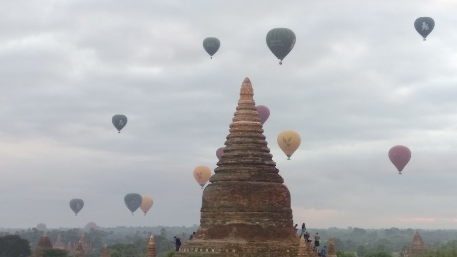 Balloning Over Bagan