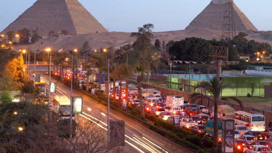 traffic infront of Giza