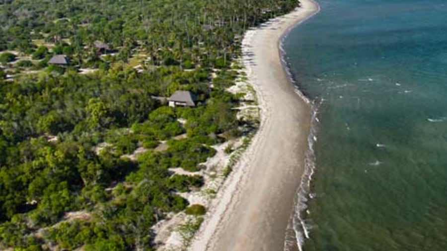 Tanzania_the_beach_and_bush_adventure_in_one_pack