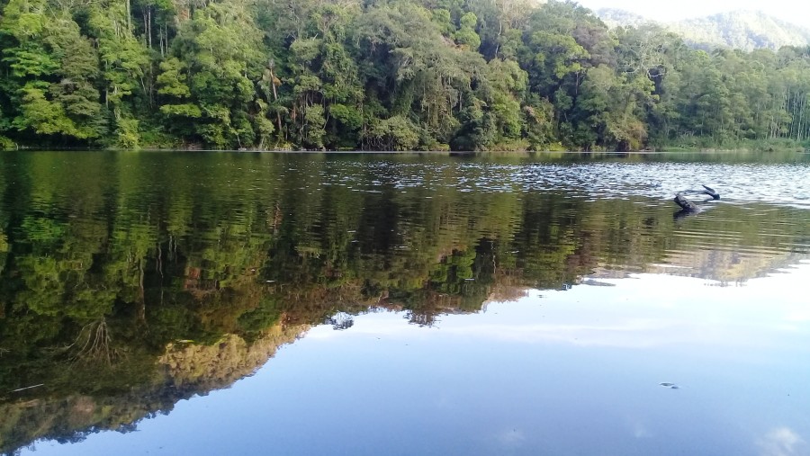 ENE - Natural painting of Tiwusora Lake