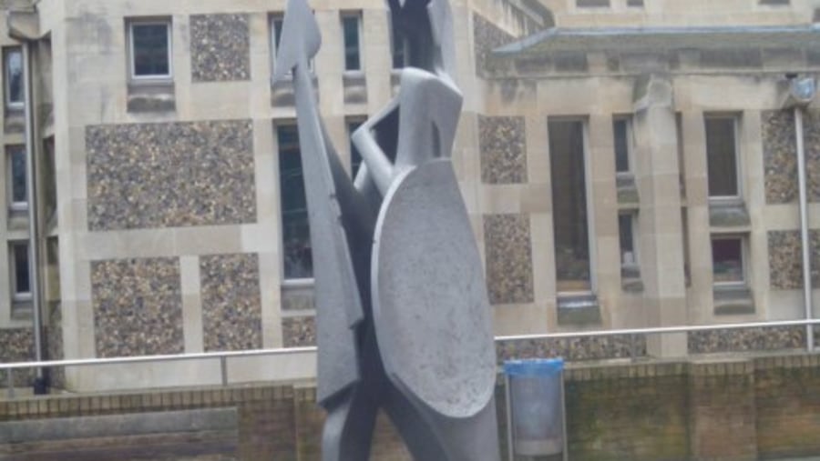 Statue outside Southwark Cathedral 