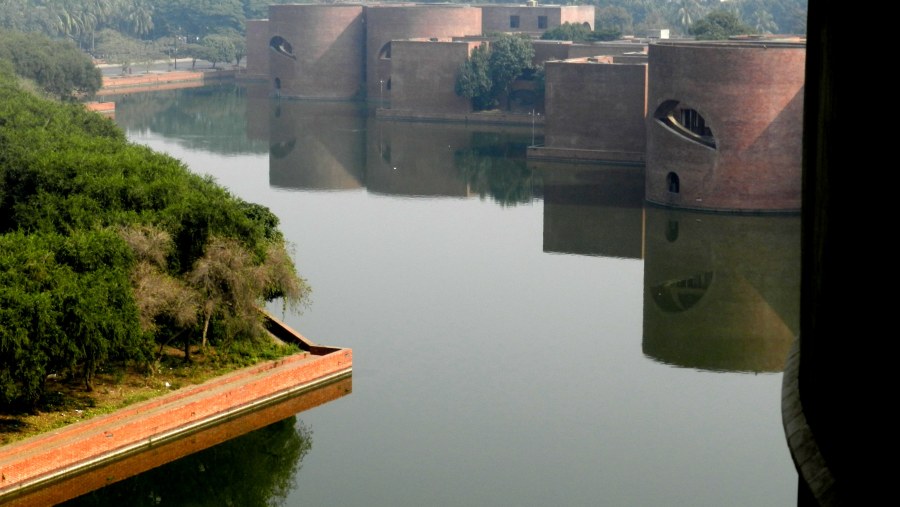 Lake around the Parliament building