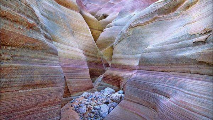 colored canyon 