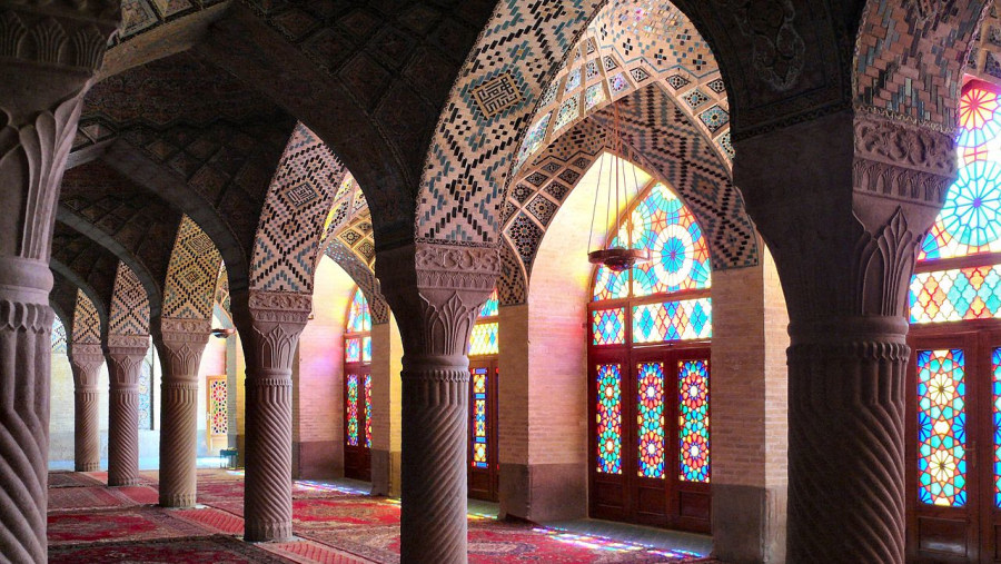 Nasir Almolk Mosque