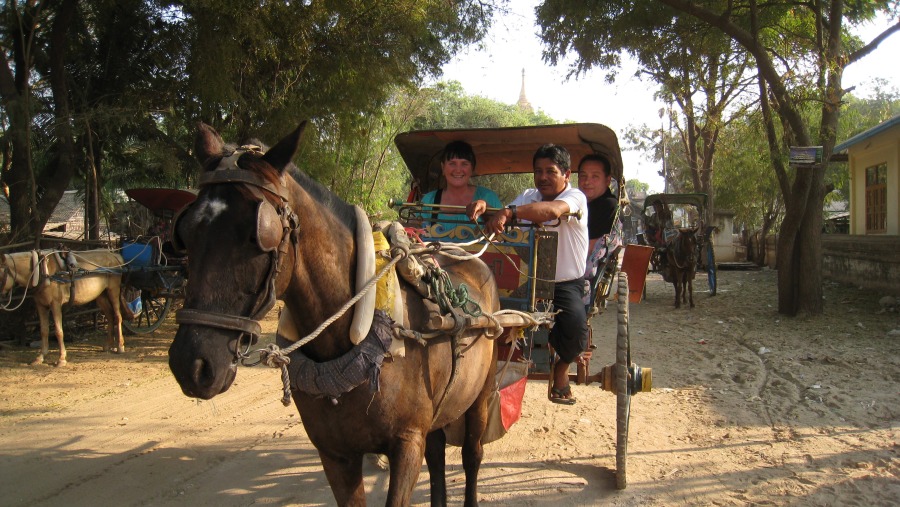 Sussi & Frej in Bagan 2015