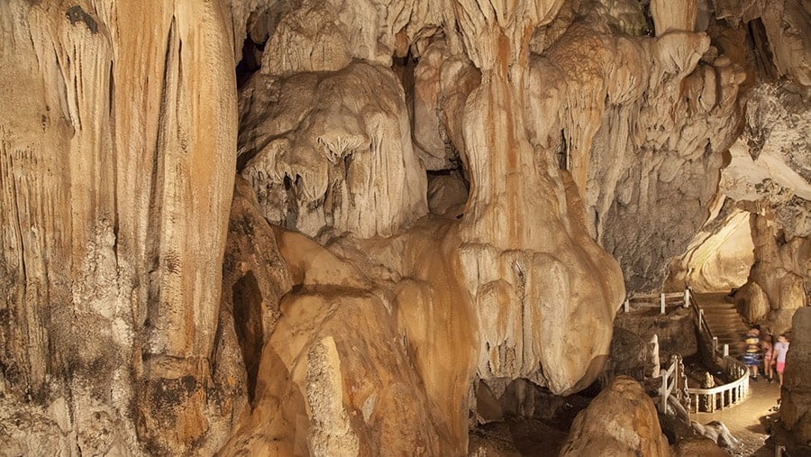Tham Jang cave in Vangvieng