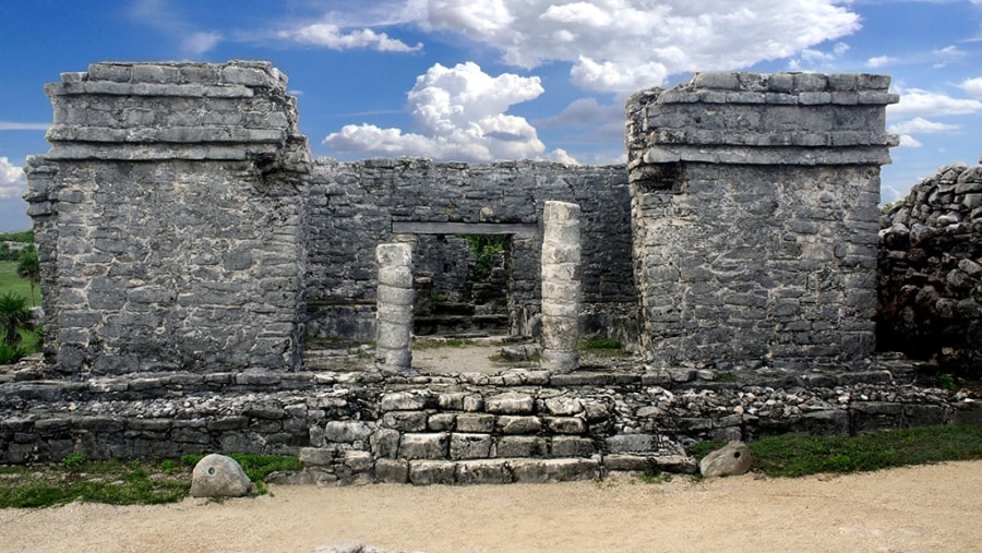 Tulum mayan ruins