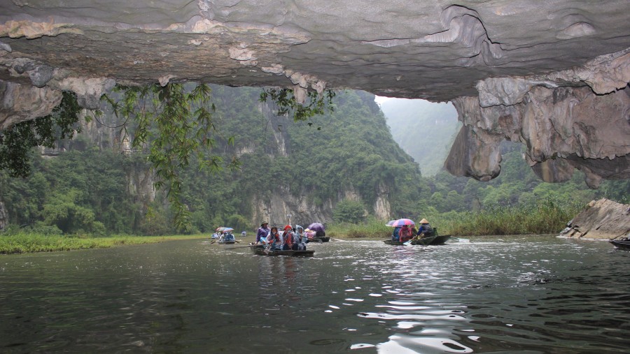 Tam Cốc cave