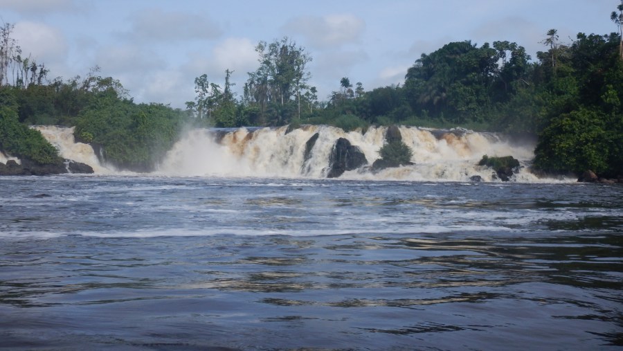 Lobe waterfalls