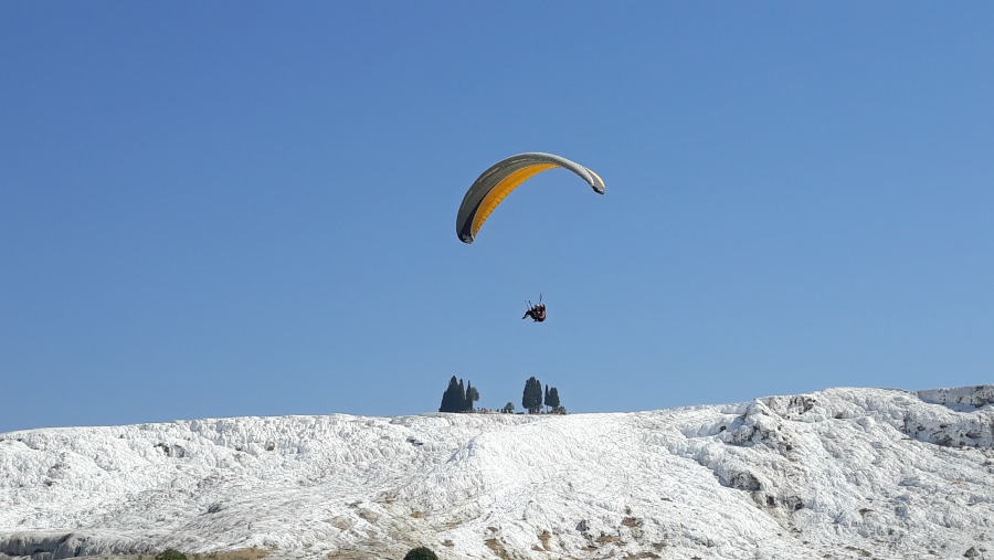 Paragliding