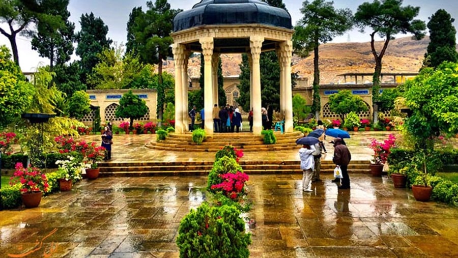 Hafez tomb