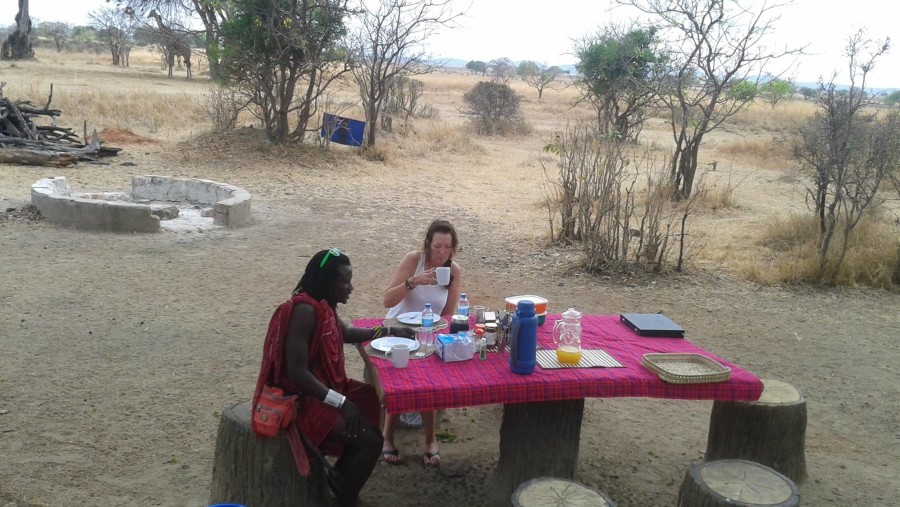 Bush breakfast after game viewing