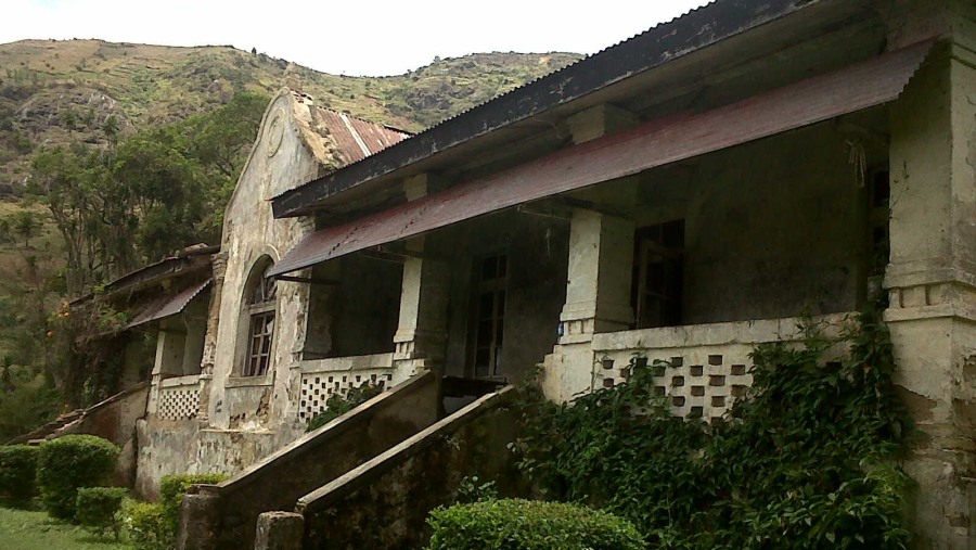 Perhaps, this is oldest German Mountain Hut which has been built since 1911 by the German people who have living in this Mountain before!!!!#eltontourguide#picofthemountainhut#oldestmountainhut#hikingdaily#hikinglovers#hikinglife#exploretanzania#africa#touguide#tourhqguide#picofthenature#picofthedaysbyrappertony#Xi