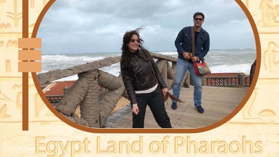 Honeymoon couple at Egypt Tour