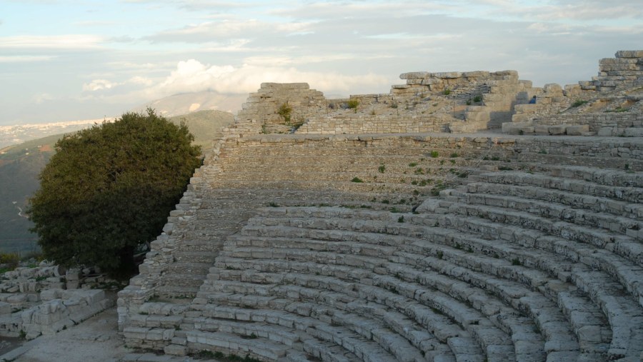 Il Teatro Greco di Segesta