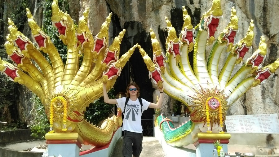 Wat Tam Pongpang Temple