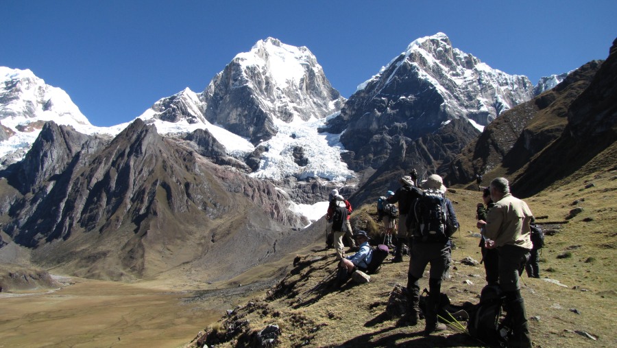 cordillera huayhuash trekking