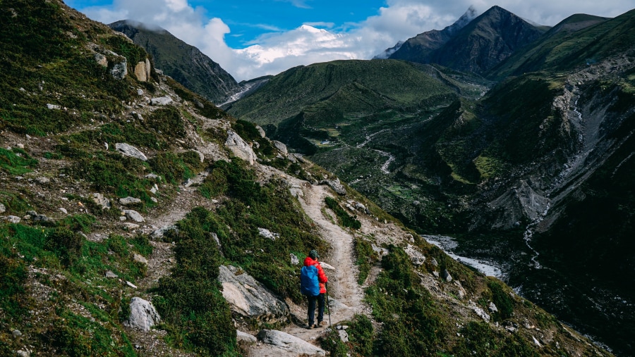 Wonderful Trek, Good Guide & Porter