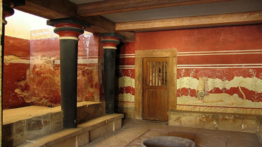 Knossos palace