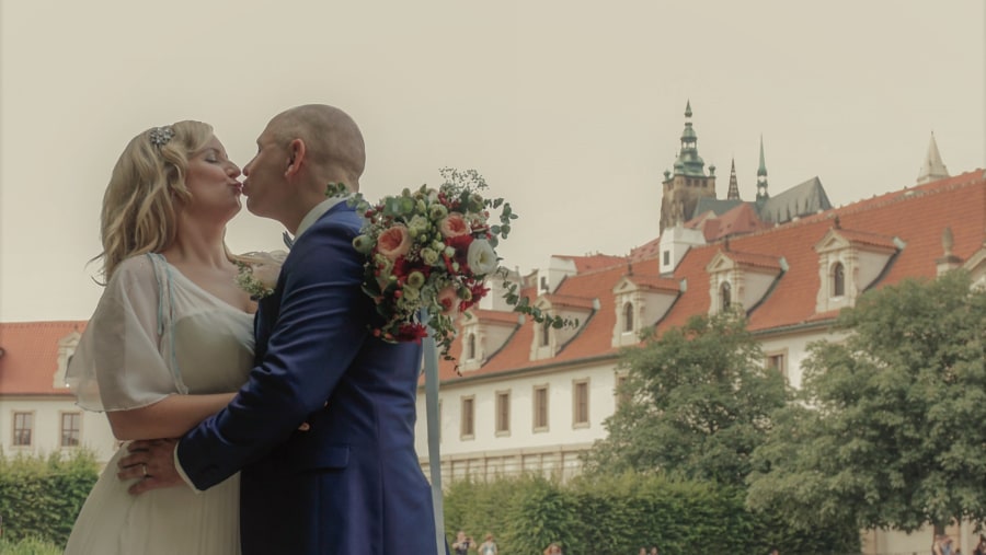 Guilty as charged! I got married in Prague! Do you want to do it as well? I will tell you where are the best wedding halls and picture spots!