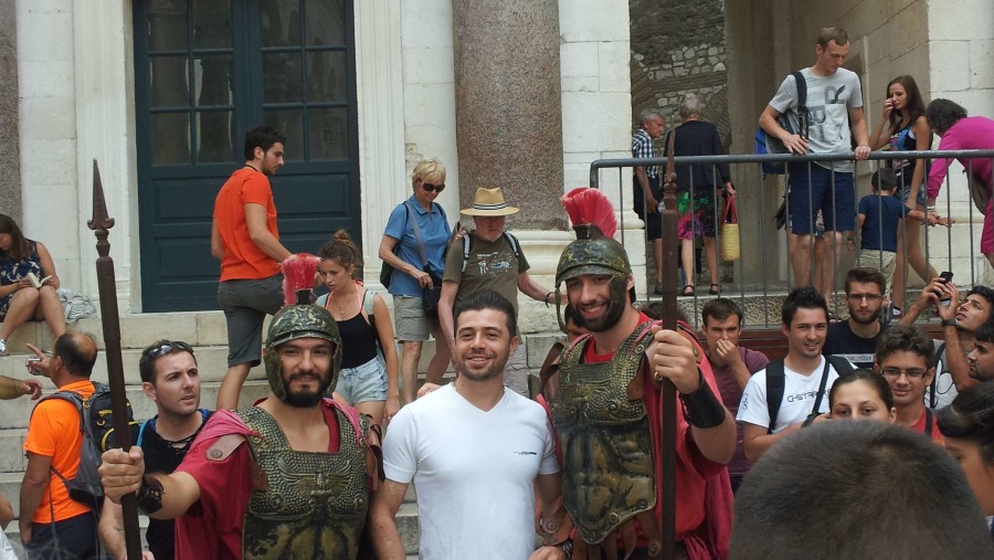 Hamid in Peristyle, Diocletian's palace