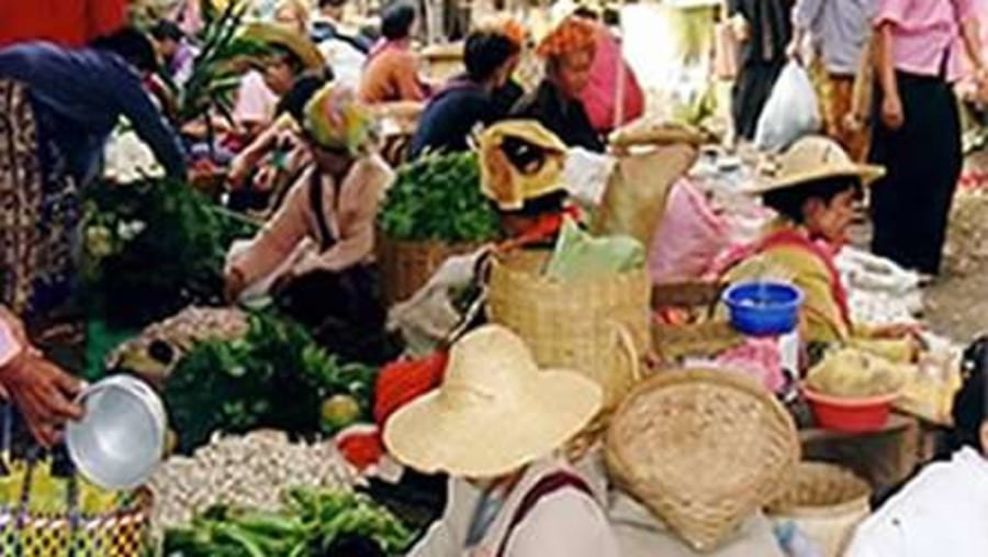 Market Inle lake