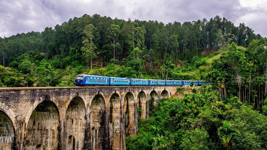 Nine arches bridge