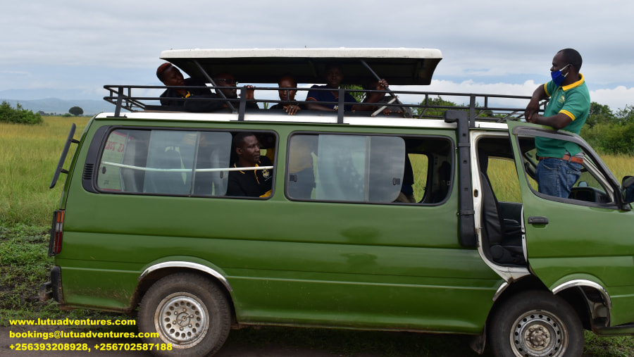 Queen Elizabeth NP game drive 