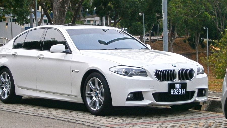 4 seat luxury bmw 5 series