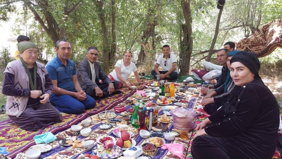 lanch together with local people