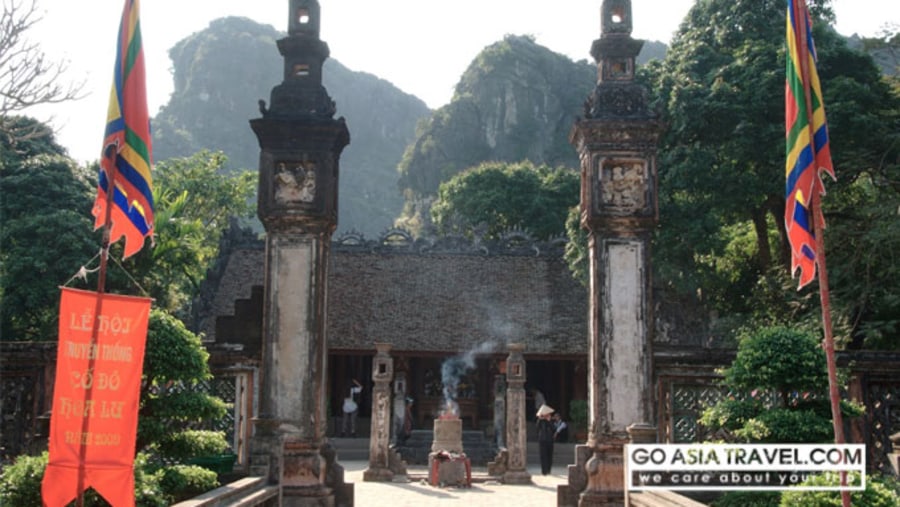 Hoa Lu- Tam Coc one day tour with Biking