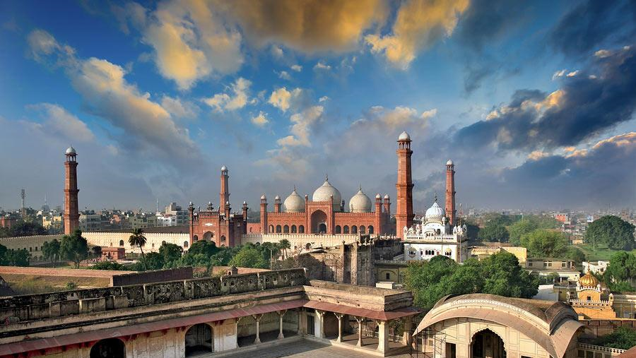 Badshahi Mosque