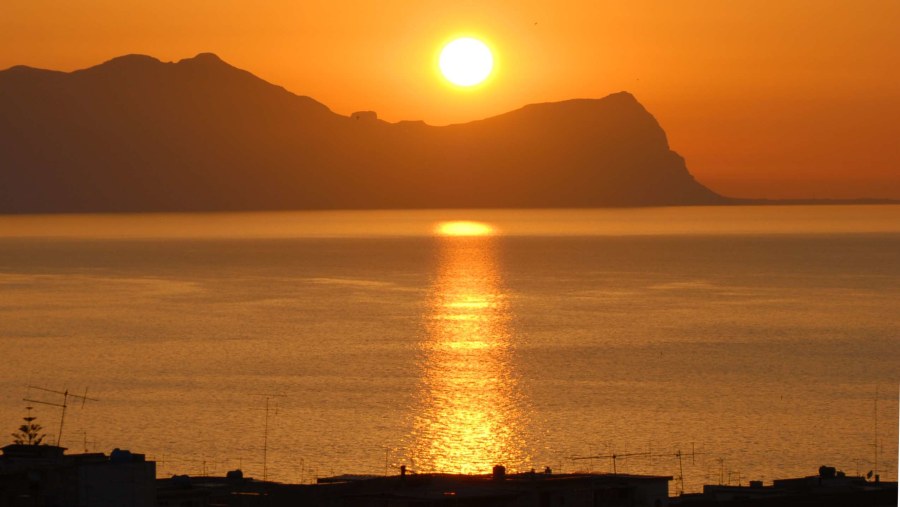 Balestrate : Tramonto sul golfo di Castellammare