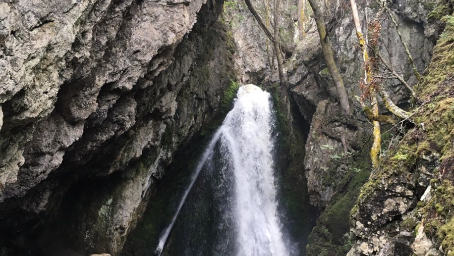 Cascada del Duende, Puerto Almanza